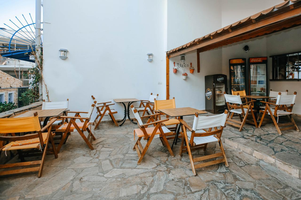 Patio מלון 2*